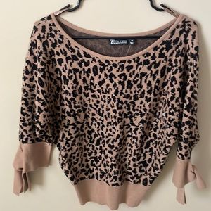 New York & Company Cheetah Quarter Sleeve Blouse Size XS NWT